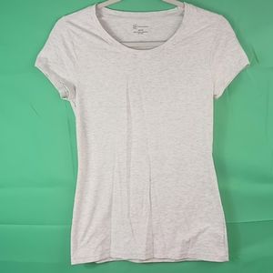 Womens short sleeve top size m(7-9)
